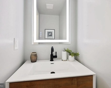 420 20th Street Ne - Photo Thumbnail 7