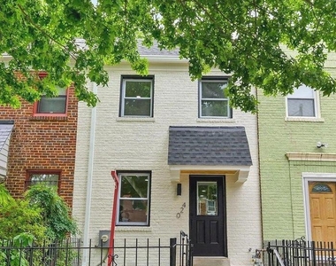 420 20th Street Ne - Photo Thumbnail 1