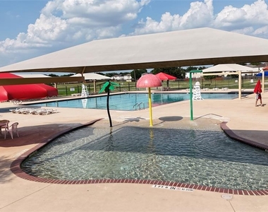 9001 Bird Brook Ln - Photo Thumbnail 27