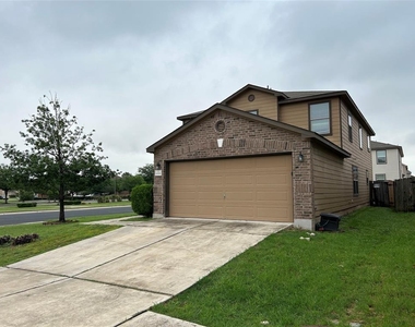 9001 Bird Brook Ln - Photo Thumbnail 17