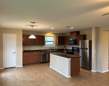 9001 Bird Brook Ln - Photo Thumbnail 1