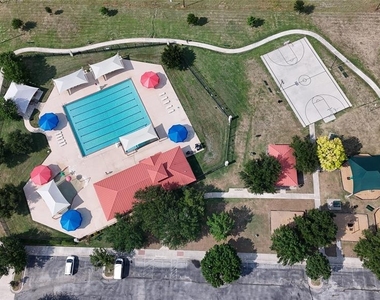 9001 Bird Brook Ln - Photo Thumbnail 24