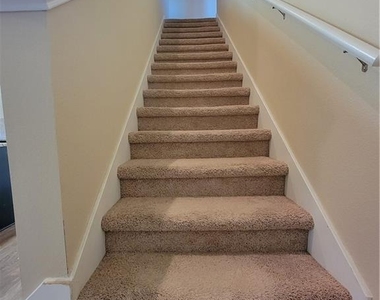 408 Luna Vista Dr - Photo Thumbnail 15