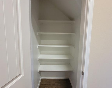 408 Luna Vista Dr - Photo Thumbnail 4