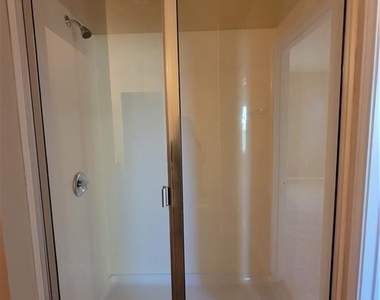 408 Luna Vista Dr - Photo Thumbnail 10