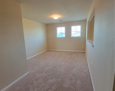 408 Luna Vista Dr - Photo Thumbnail 16