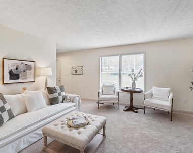 112 Brandywine Ct - Photo Thumbnail 4