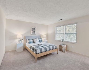 112 Brandywine Ct - Photo Thumbnail 14