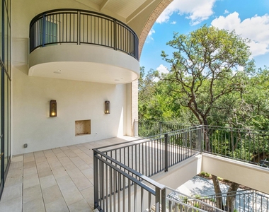4500 River Wood Ct - Photo Thumbnail 32