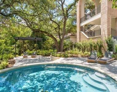 4500 River Wood Ct - Photo Thumbnail 35