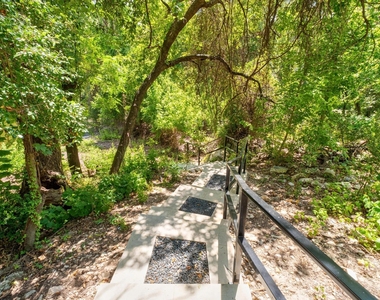 4500 River Wood Ct - Photo Thumbnail 36