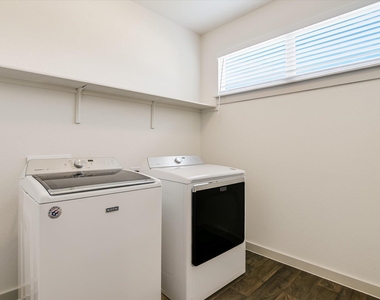 4701 Canongate Dr - Photo Thumbnail 7