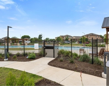 4701 Canongate Dr - Photo Thumbnail 21