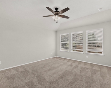 3704 Allegiance Ave - Photo Thumbnail 17
