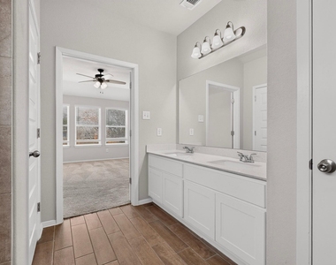 3704 Allegiance Ave - Photo Thumbnail 20