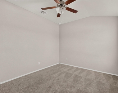 3704 Allegiance Ave - Photo Thumbnail 24