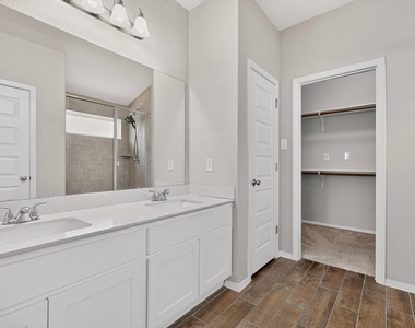 3704 Allegiance Ave - Photo Thumbnail 21