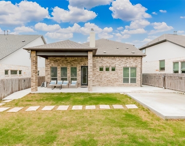 1012 Clearwell St - Photo Thumbnail 31