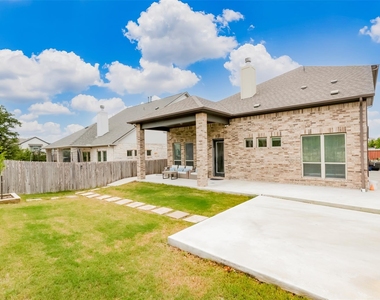 1012 Clearwell St - Photo Thumbnail 32