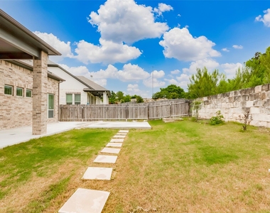 1012 Clearwell St - Photo Thumbnail 34