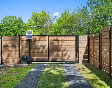 1214 Stobaugh St - Photo Thumbnail 14