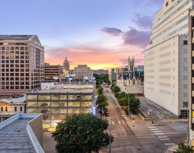 800 Brazos St - Photo Thumbnail 1
