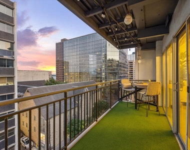 800 Brazos St - Photo Thumbnail 13