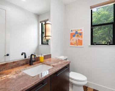 1102 W Monroe St - Photo Thumbnail 32