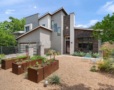 1102 W Monroe St - Photo Thumbnail 3