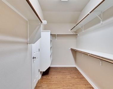 507 King Eider Ln - Photo Thumbnail 13