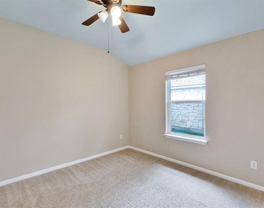 507 King Eider Ln - Photo Thumbnail 12