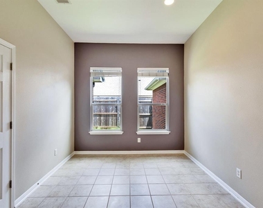 507 King Eider Ln - Photo Thumbnail 19