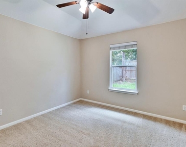 507 King Eider Ln - Photo Thumbnail 10