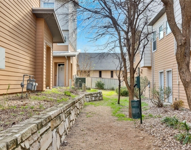 2606 Wilson St - Photo Thumbnail 17