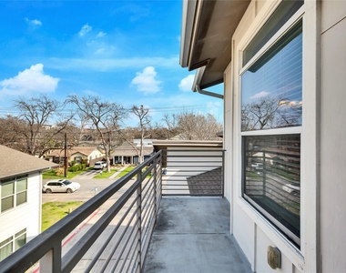 2606 Wilson St - Photo Thumbnail 7