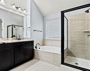 11704 Quintana Cv - Photo Thumbnail 4