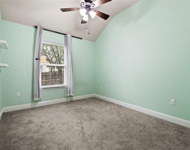 11704 Quintana Cv - Photo Thumbnail 23