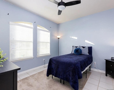 241 Silver Maple Dr - Photo Thumbnail 3