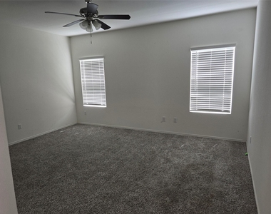 720 Mallow Rd - Photo Thumbnail 13