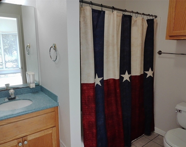 525 Northwood Hills Dr - Photo Thumbnail 23