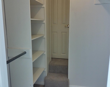 525 Northwood Hills Dr - Photo Thumbnail 29