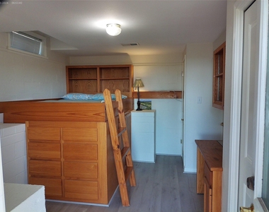 525 Northwood Hills Dr - Photo Thumbnail 30