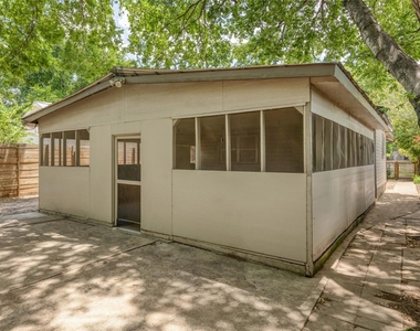 2318 Willow St - Photo Thumbnail 14