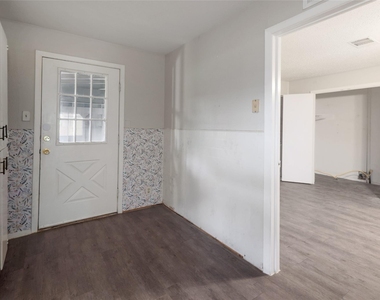 2318 Willow St - Photo Thumbnail 8
