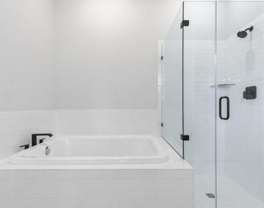 107 Breda Ave - Photo Thumbnail 17