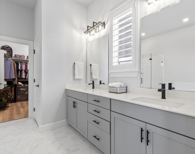 107 Breda Ave - Photo Thumbnail 19