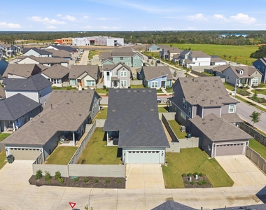 107 Breda Ave - Photo Thumbnail 27