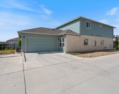 9015 Lookse Ln - Photo Thumbnail 31