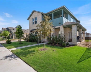 9015 Lookse Ln - Photo Thumbnail 30