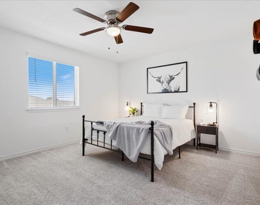 9015 Lookse Ln - Photo Thumbnail 21